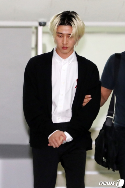 헐 비아이 사진 떴음 | 인스티즈