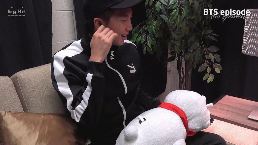 방탄 진이 멤버들 위로하고 격려하는 방법 뭔가 눈물나ㅜㅜㅜㅜㅜ | 인스티즈