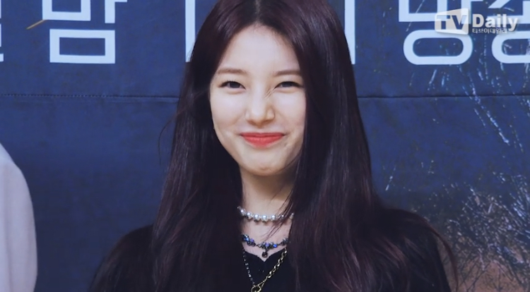 수지 진짜 예쁨..... | 인스티즈