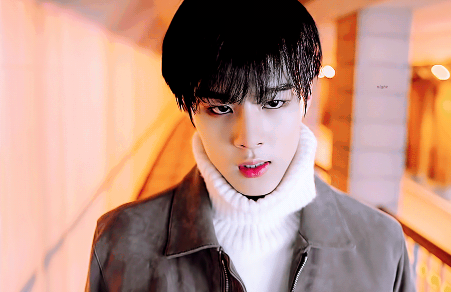 김우석 얼굴 갈릴만 함 | 인스티즈