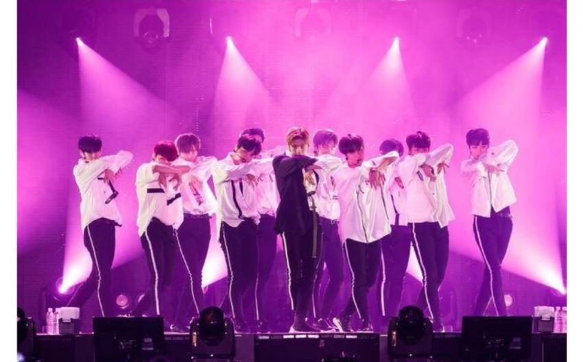 와 강다니엘 센터라고 의상도 밀어주는 거야? | 인스티즈