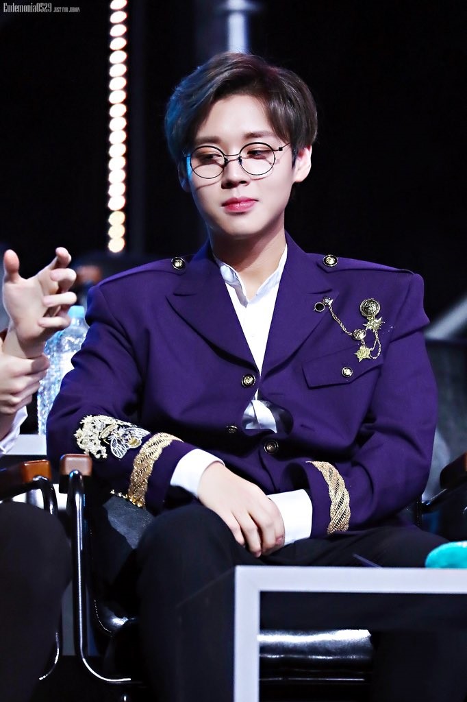 워너원 이 날이 진짜 옷 다 예뻤어 | 인스티즈