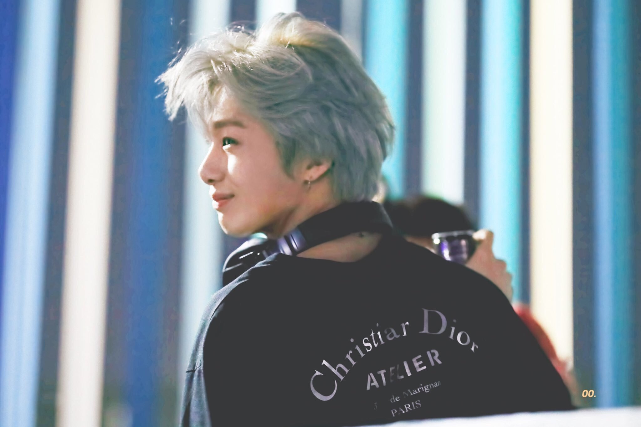 헐 돌아다니다가 이 사진 주웠는데 기억조작 뭐야... | 인스티즈