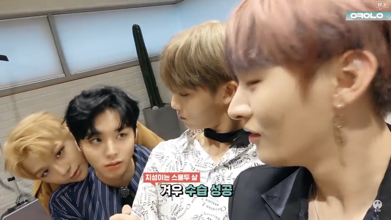 워너원 윤지성 강다니엘 나이속이고 활동함 | 인스티즈