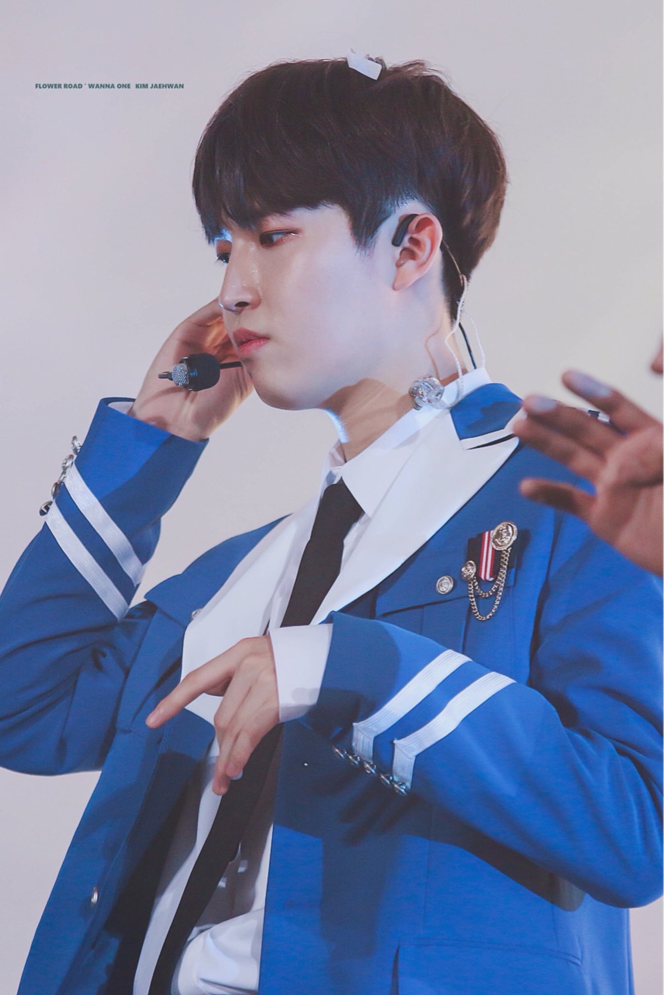 워너원 아까운 의상하면 이거지ㅠ | 인스티즈