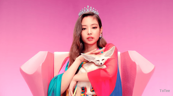 아까 잘못눌려서 제니 안본사람들은 다봐야하는 짤 다시대방출🖤💖 | 인스티즈