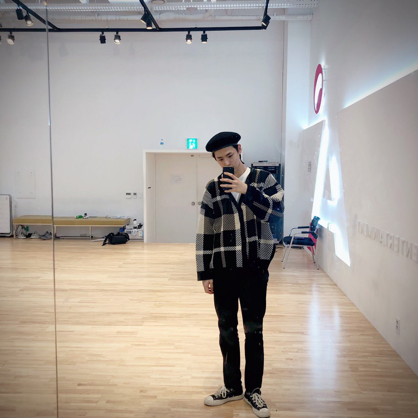 병찬이 베레모 많이많이 써주라 | 인스티즈