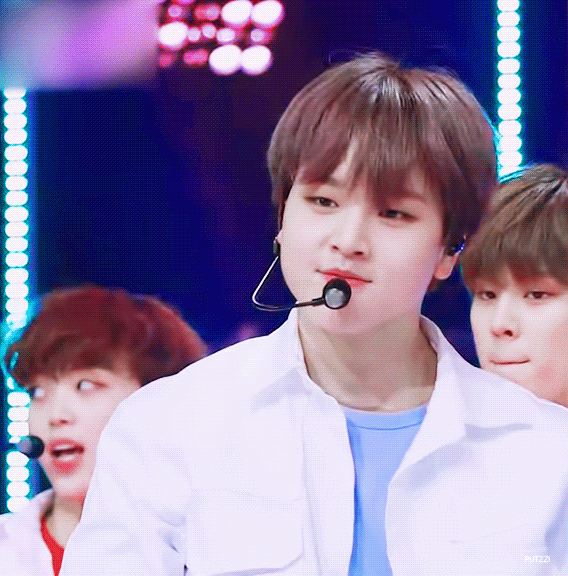 내가 04년생을 파고있을줄은 나도 몰랐어... 입덕하고나니 중3이었다구요 | 인스티즈