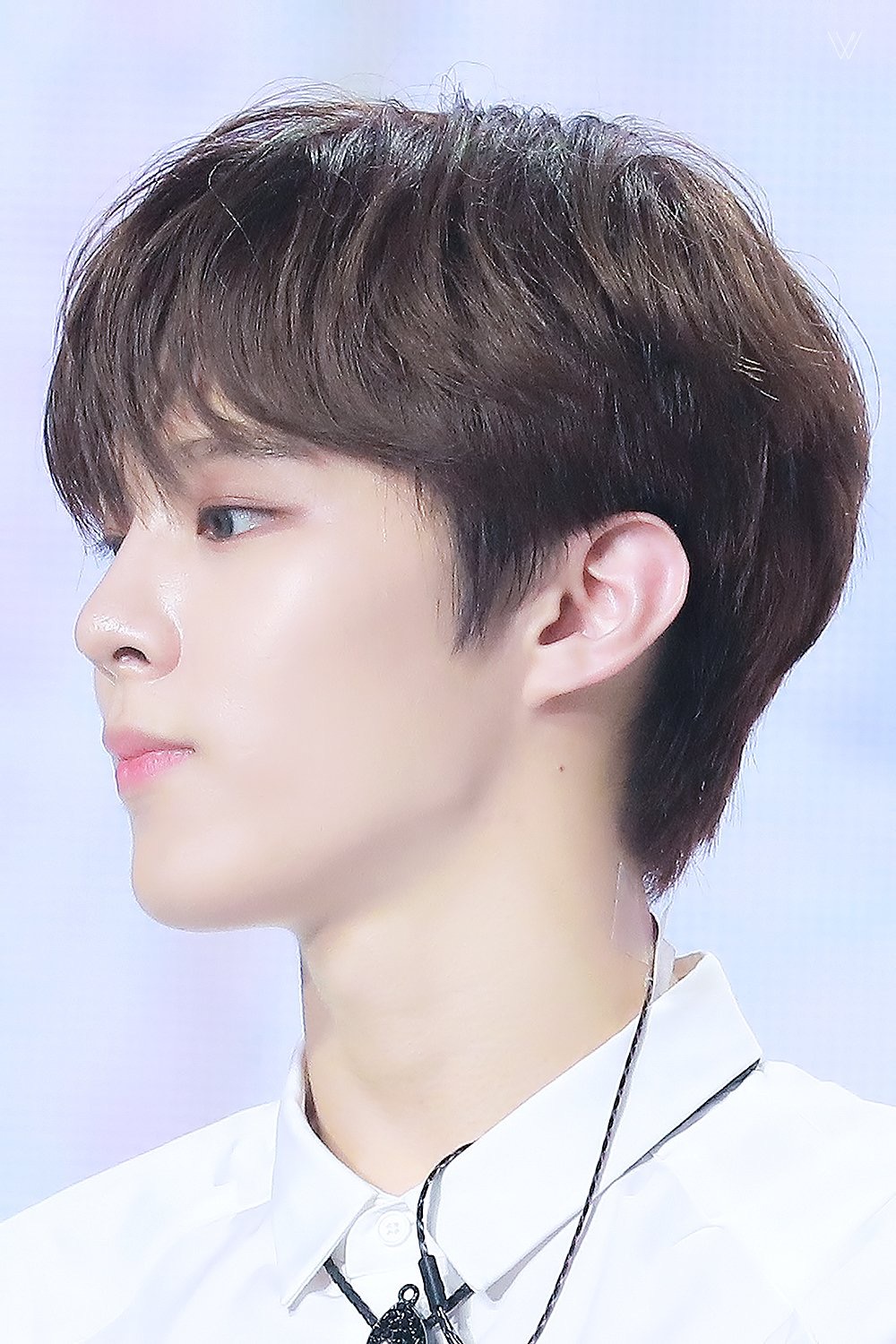 대충 김우석 보고싶어서 짤털 | 인스티즈