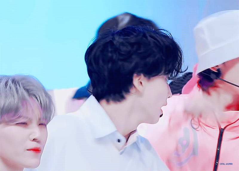 세븐틴 정한 데뷔초 팬싸에서 팬이 아침마다 거울 보고 무슨 생각하냐는 질문에 한 대답 | 인스티즈