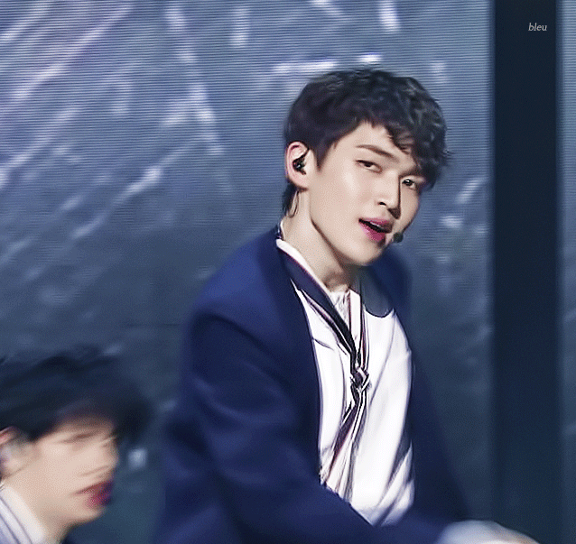 내가 보고 싶어서 올리는 한규진 (업텐션) | 인스티즈