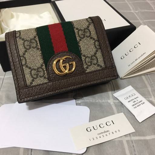 으아아앙 쓰니 방금 첫 명품 결제하고 왔다🥰💸 | 인스티즈