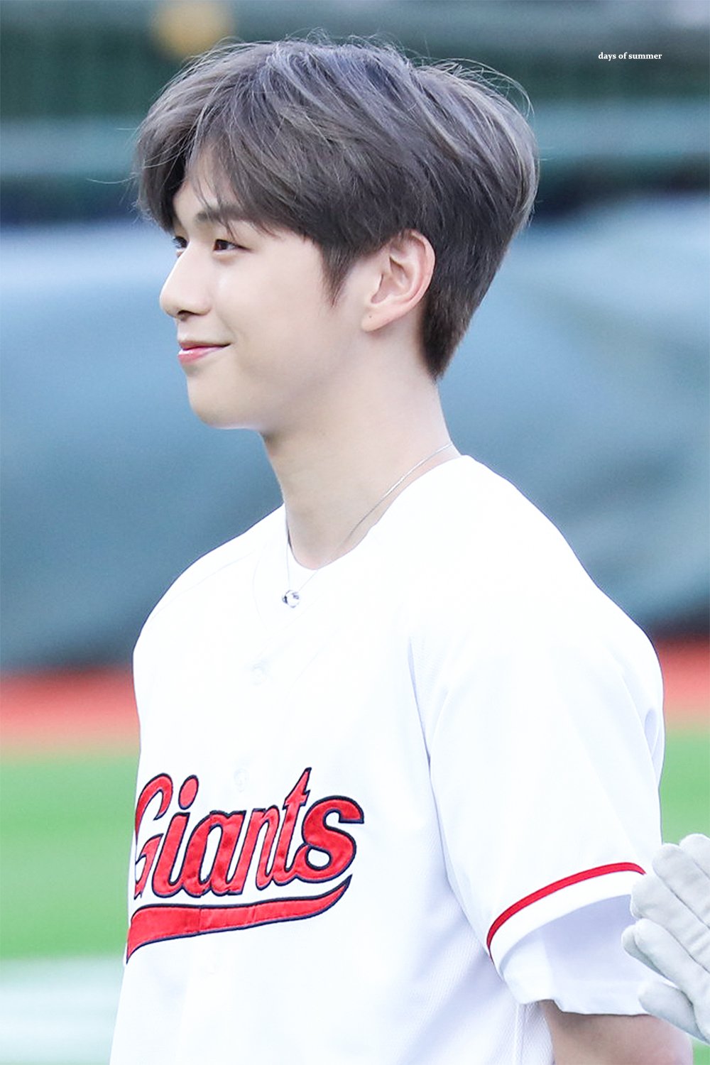 솔직히 이 날 강다니엘 너무 예쁨 | 인스티즈