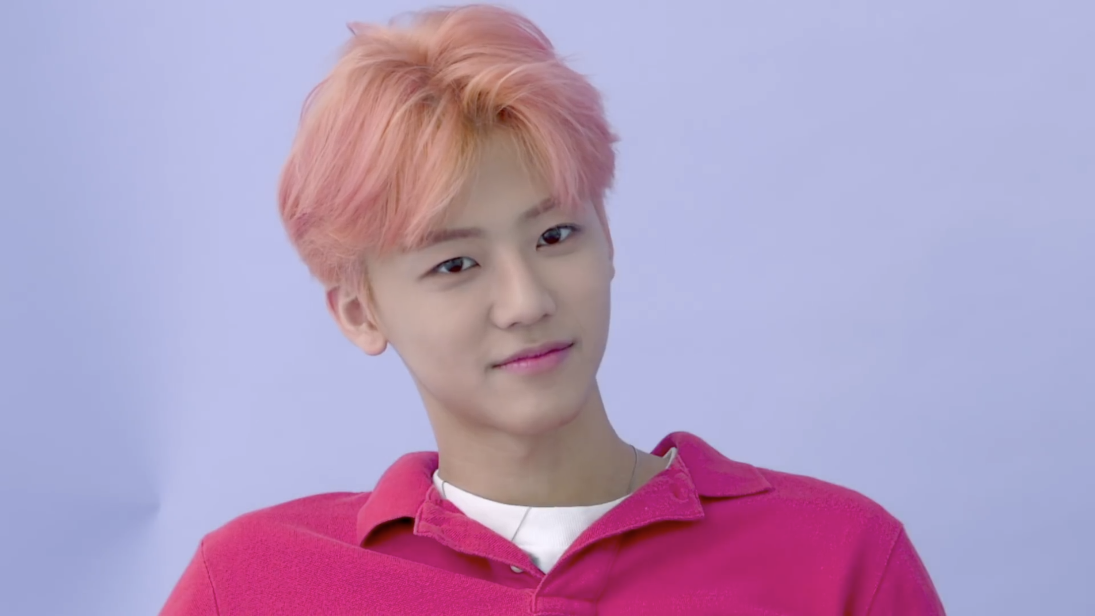 영상보다가 지금 그냥 캡쳐한건데 이 얼굴이 말이 안 된다,, | 인스티즈