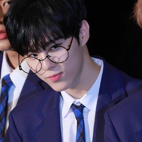 김우석 짤랑단 우석 울려라 키알 이거 찐이야 합성이야?ㅠㅠㅠㅠ | 인스티즈