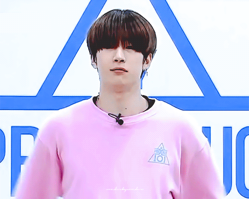 승우 입꼬리만 올리고 웃는거 넘 조앙.. | 인스티즈