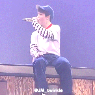 방탄 지민은 이렇게 힘들게 어디가나 싶었는데 | 인스티즈