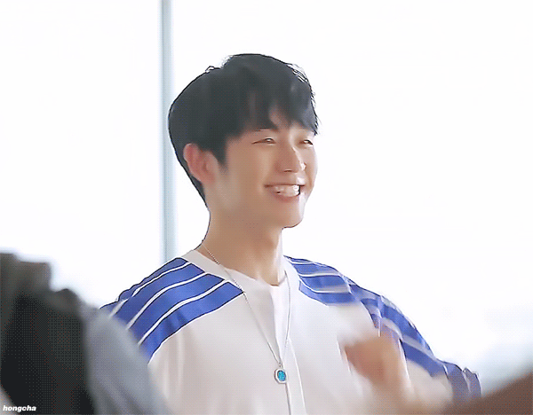 배우 정해인정도면 잘생겼지 않아??? | 인스티즈