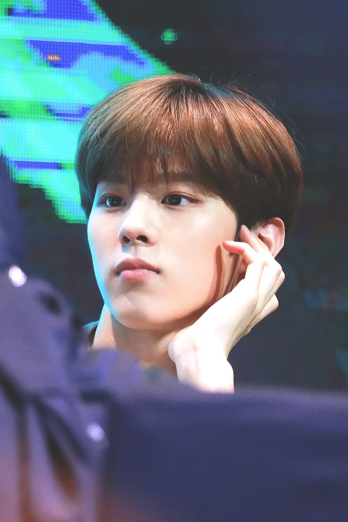 김우석 얼굴 진짜 잘생겨따 | 인스티즈