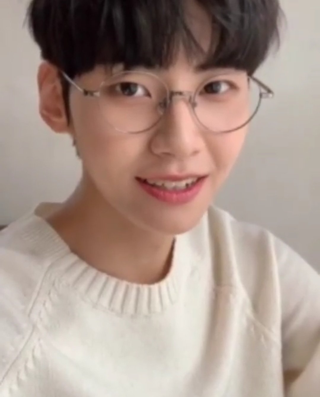 진혁이들아 대세는 청순이야 | 인스티즈