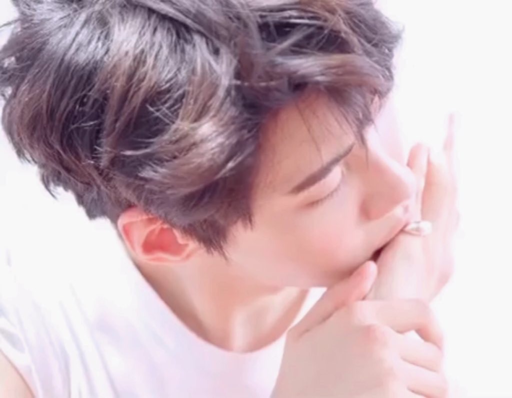 오빠 나 내일 시험봐야하는데 나한테 왜그래..(이진혁) | 인스티즈