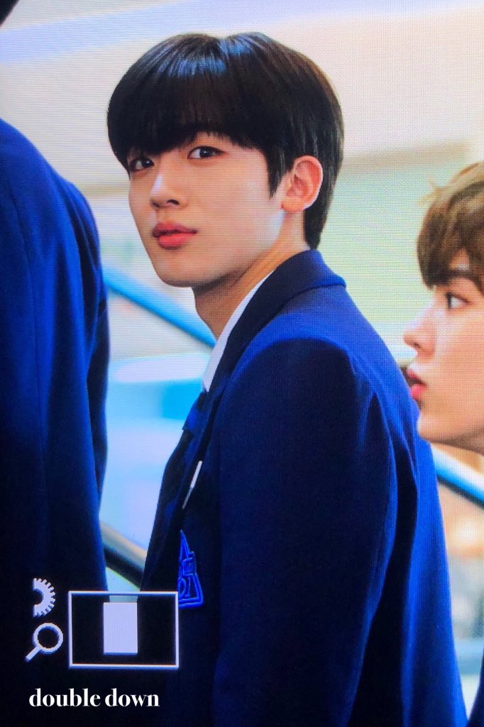 김요한 거의 갓반인☞아이돌 스타일링 차이 봐.. | 인스티즈