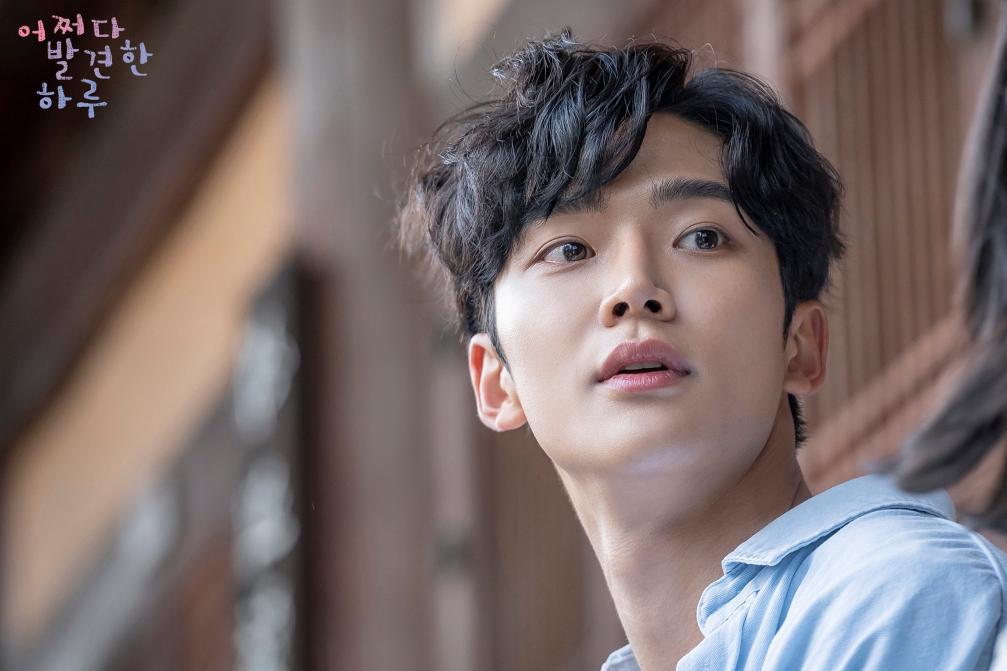 이런 얼굴이 엑스트라인 만화라면 나 만화에서 살래 | 인스티즈