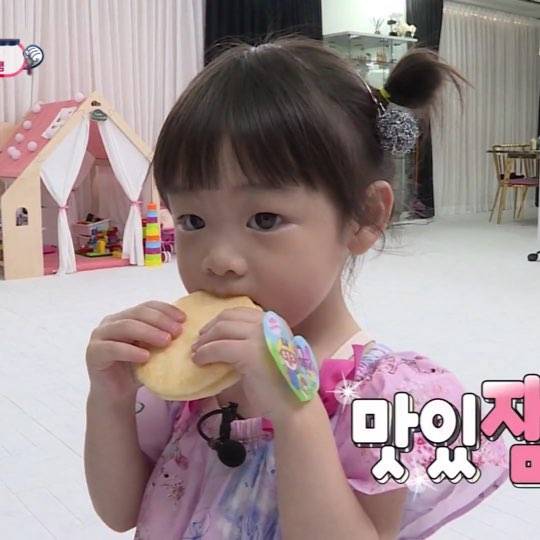 나 애기 별로 귀엽다고 느낀적 없는데 재잼이는 진짜 귀엽다ㅠㅠ | 인스티즈