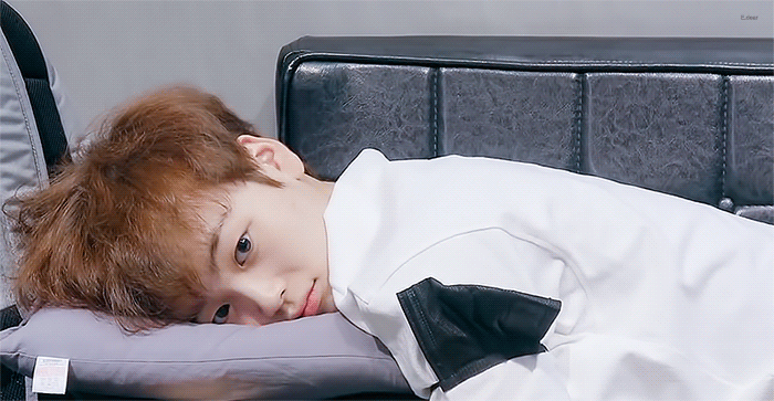 형준이 ㄹㅇ 찐애기네 | 인스티즈