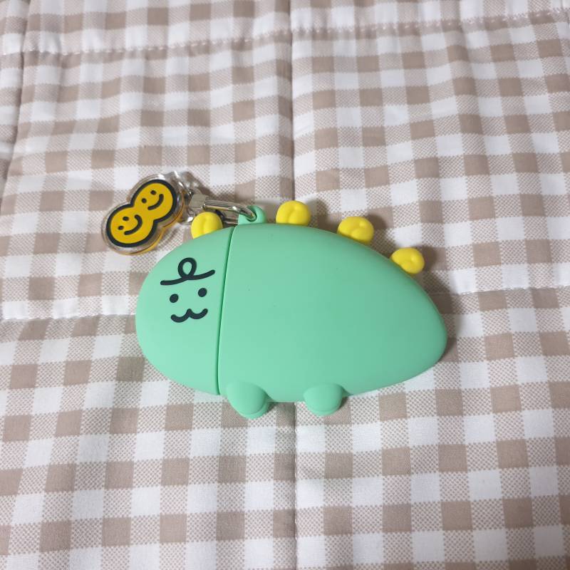 내 에어팟 케이스 좀 바죠,,,,😍 | 인스티즈