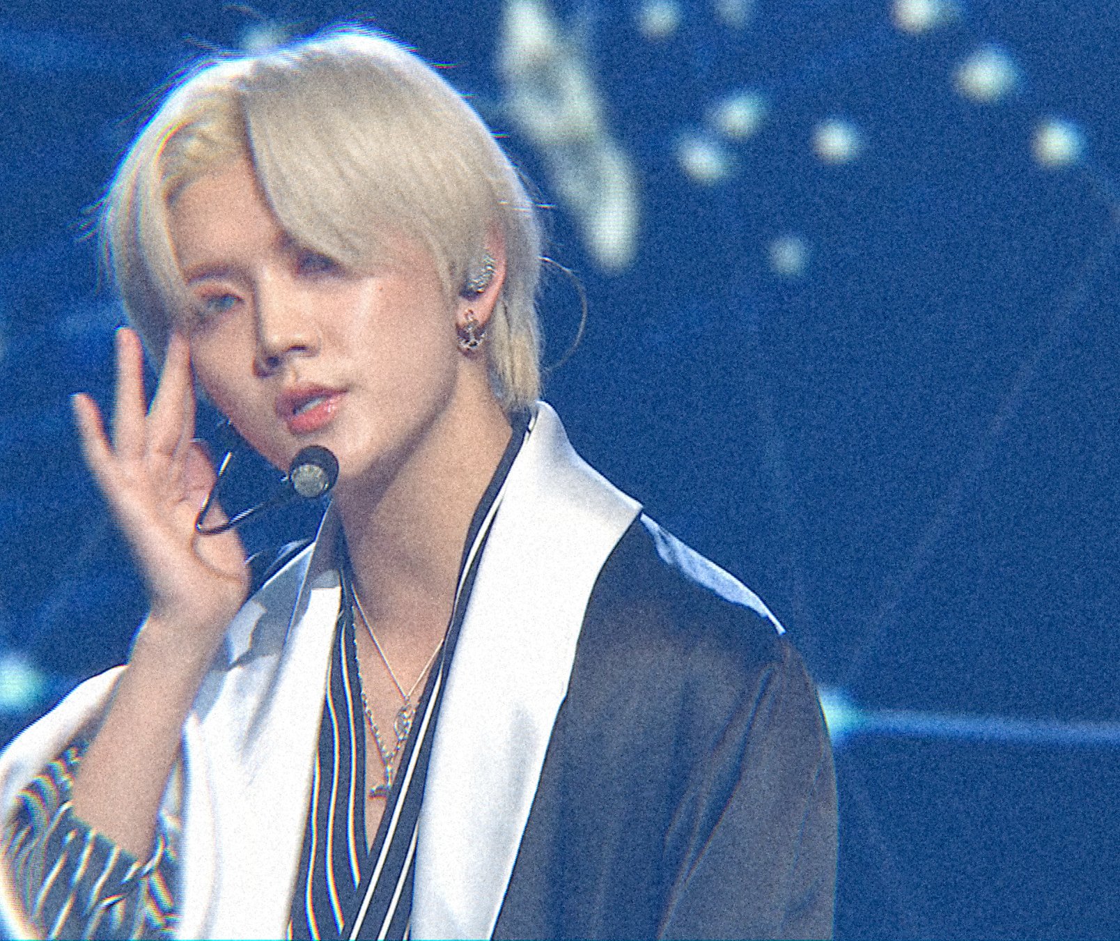 뉴이스트 렌 이 짤 세장으로 벌써 소설 한편 다 봤다 분위기부터가 말로 설명할 수 없는 느낌 | 인스티즈