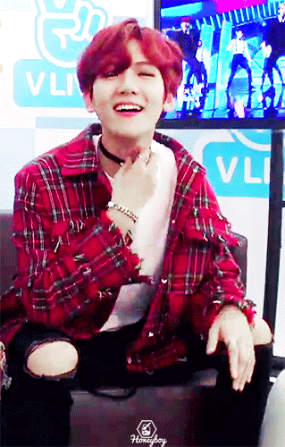 내가 진짜 좋아하는 헤이마마 활동 백현 착장 | 인스티즈