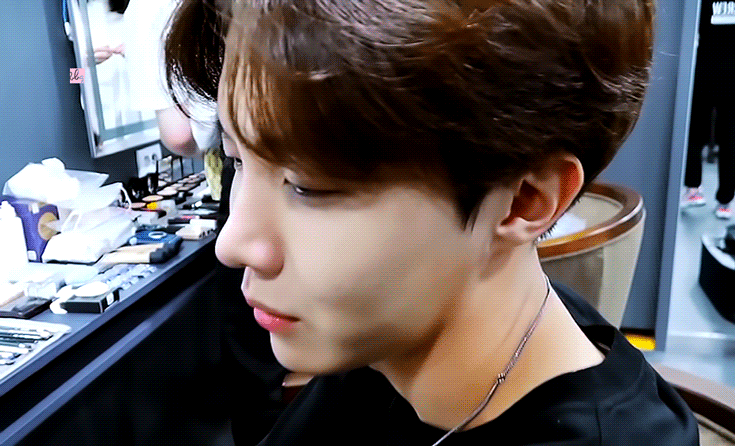 방탄 제이홉 후배분들한테도 홉선배님인게 너무 귀여웤ㅋㅋㅋㅋㅋㅋ | 인스티즈