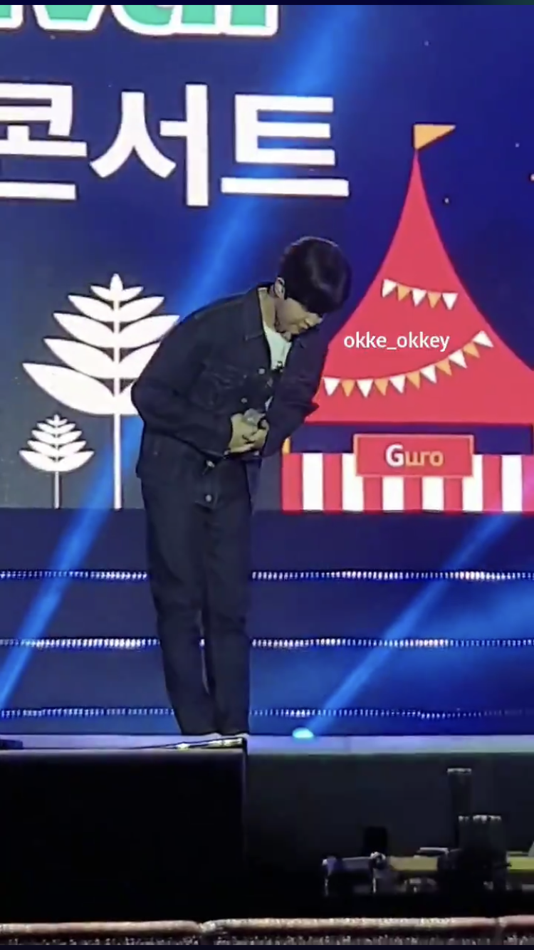 김재환 누가 이렇게 인사하래 | 인스티즈