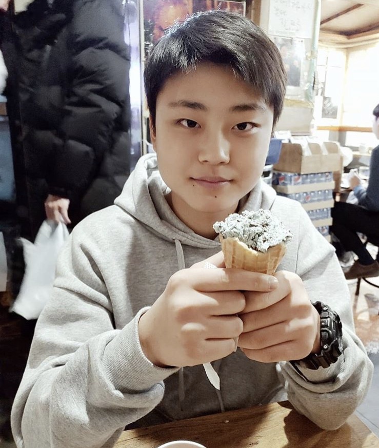 스캐 수한이 사진인데 불과 몇개월 만에 저렇게 변하는거 가능해...? | 인스티즈