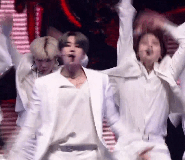 아 한승우 아이돌하는거 천직인것같은 그 바이브가 넘 조아 | 인스티즈