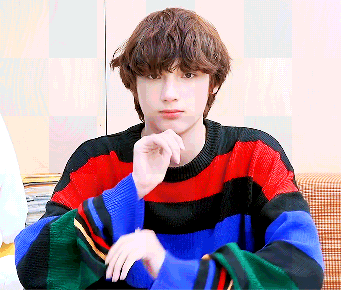 조금 이른 저녁 큰방에 투바투 심기 | 인스티즈