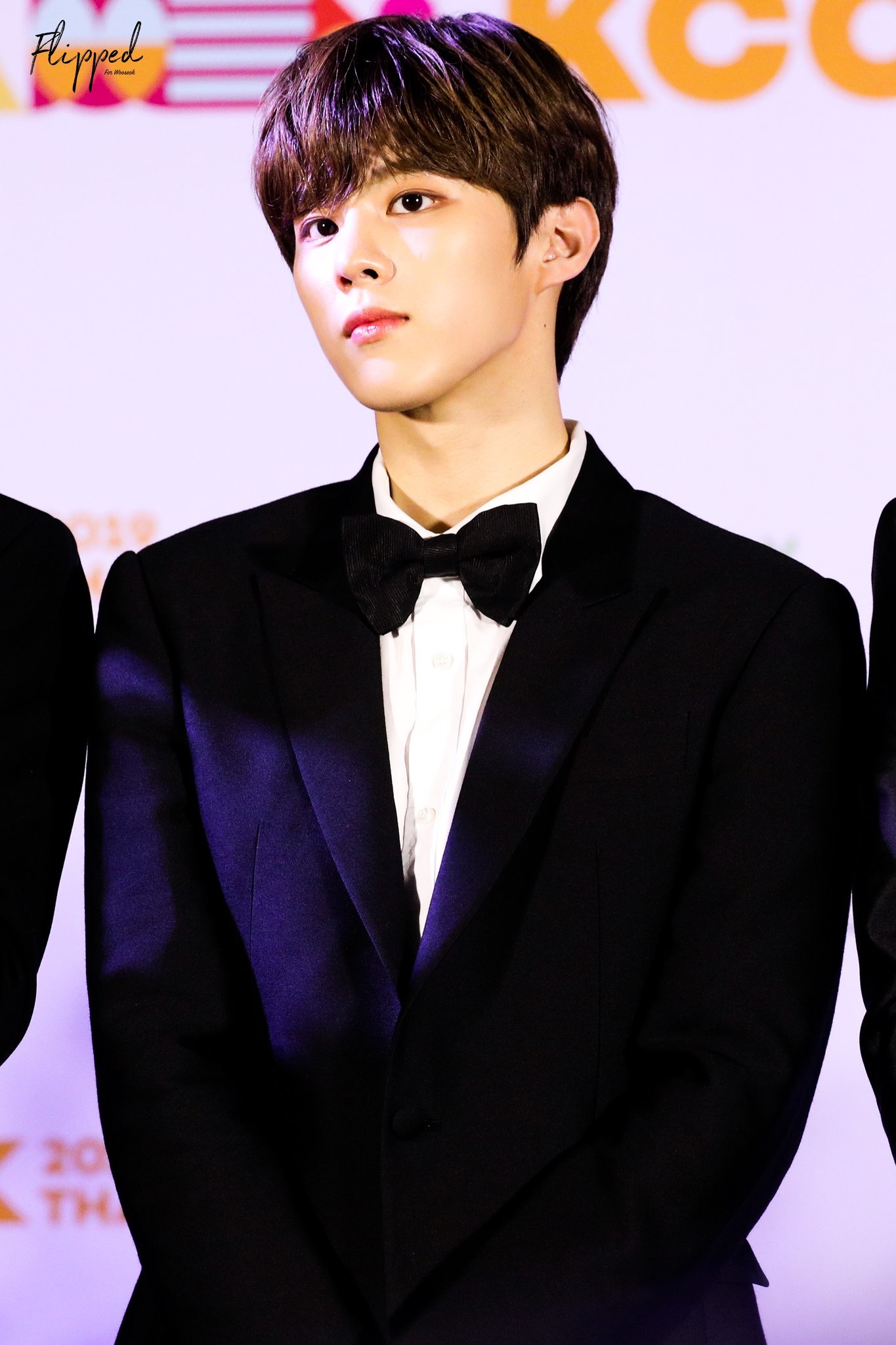 대충 김우석 보고싶어서 짤털 | 인스티즈