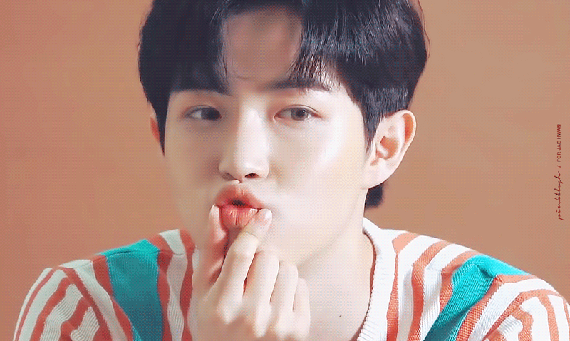 모닝 김재환 쪼옥 | 인스티즈