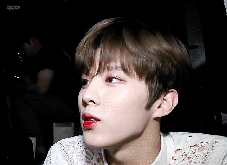 김우석이 너무 예쁜데 어떡해.... | 인스티즈