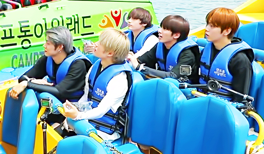 내가 투바투 앞에 있는 이 직원이었으면 쓰러짐 | 인스티즈