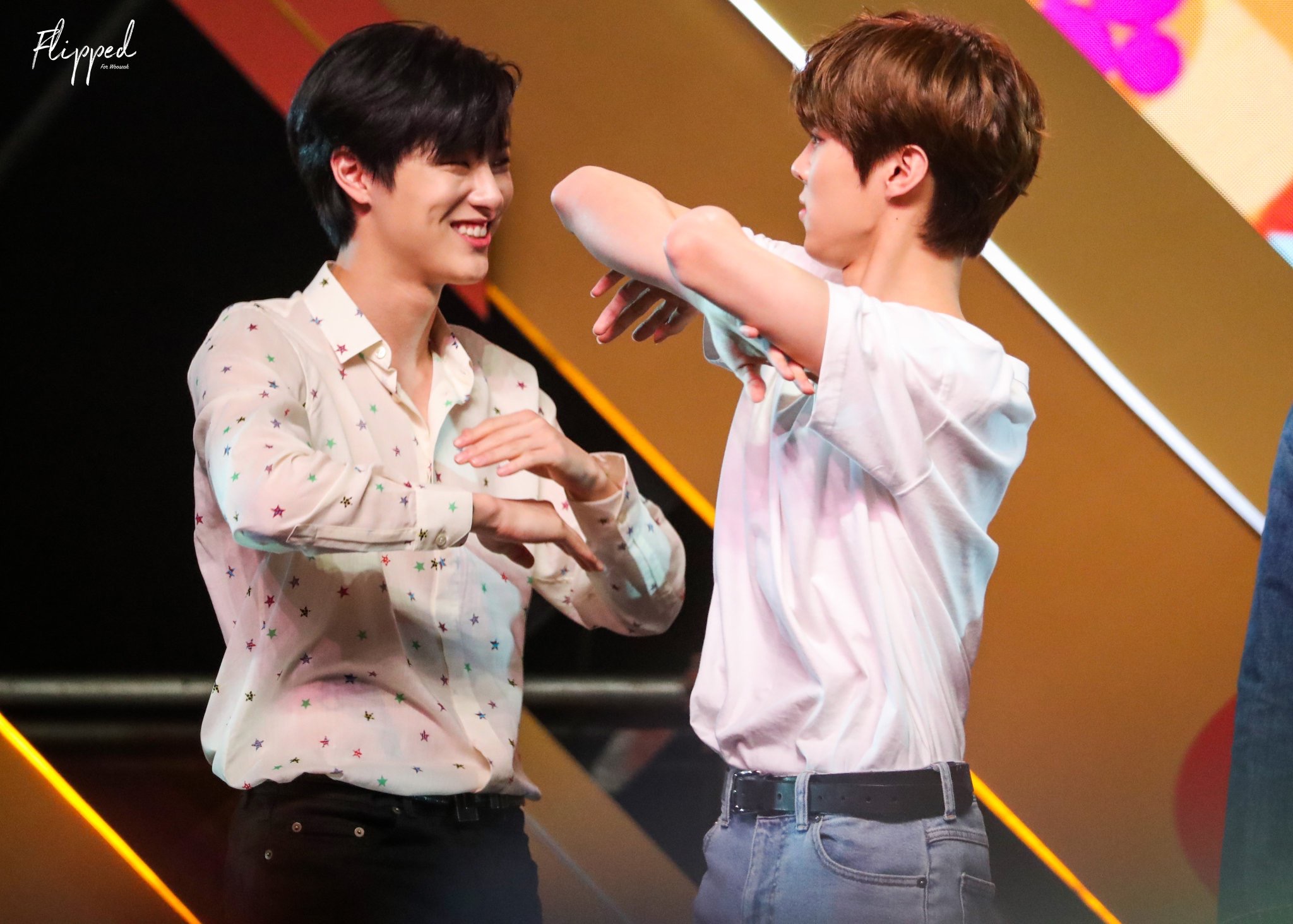 서양화과 김우석 선배랑 실음과 조승연 선배 예대 통합엠티 간다 할때부터 예감함 | 인스티즈