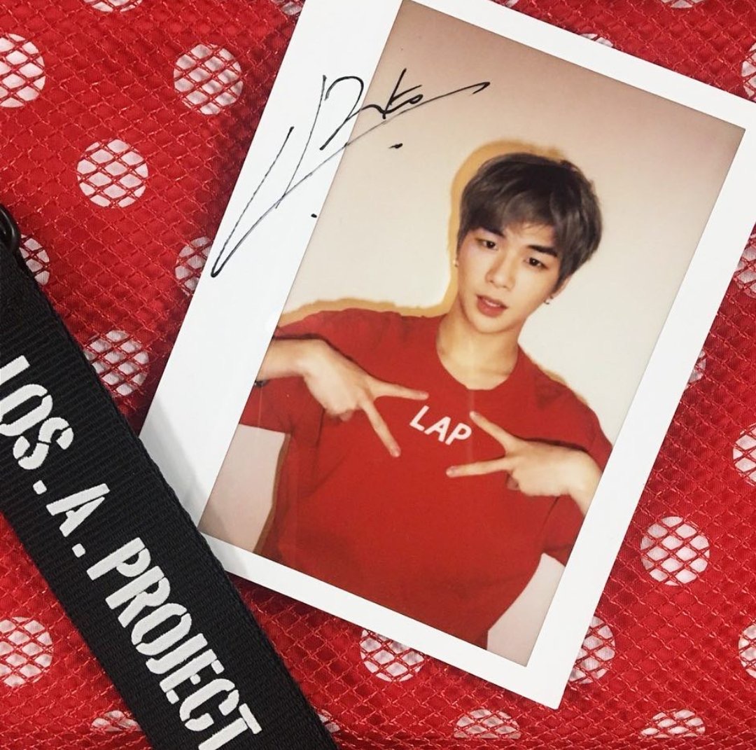 강다니엘 폴라로이드 모음보고갈래..? 물론 내꺼는... | 인스티즈