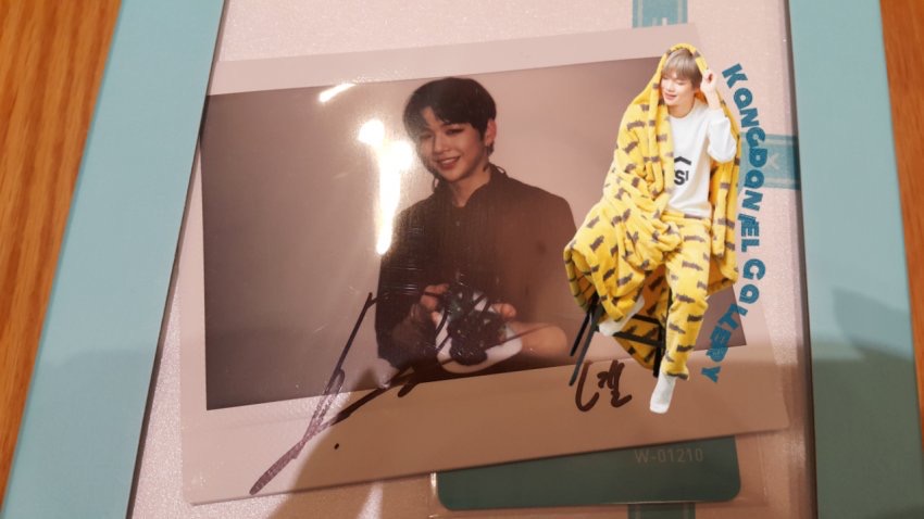 강다니엘 폴라로이드 모음보고갈래..? 물론 내꺼는... | 인스티즈