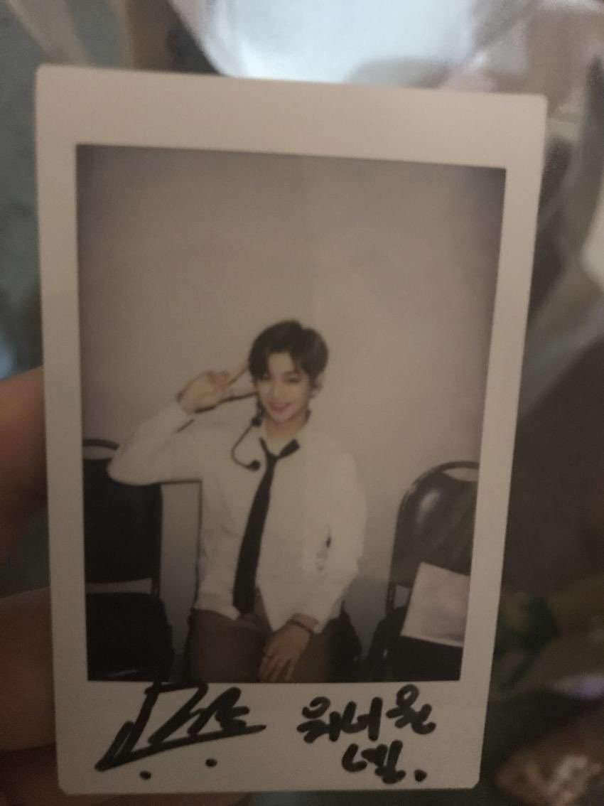 강다니엘 폴라로이드 모음보고갈래..? 물론 내꺼는... | 인스티즈