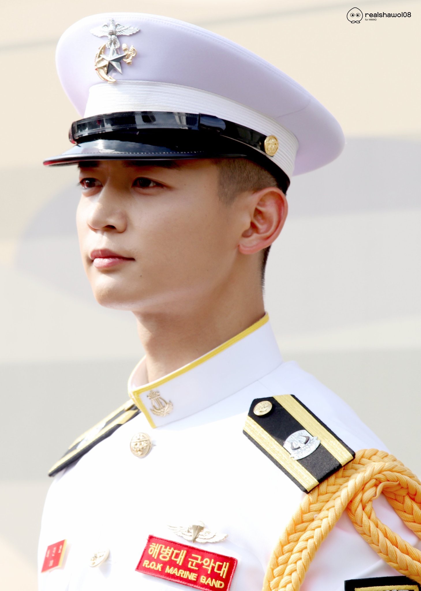 샤이니 동갑내기 군제복 다른거 입었는데 | 인스티즈