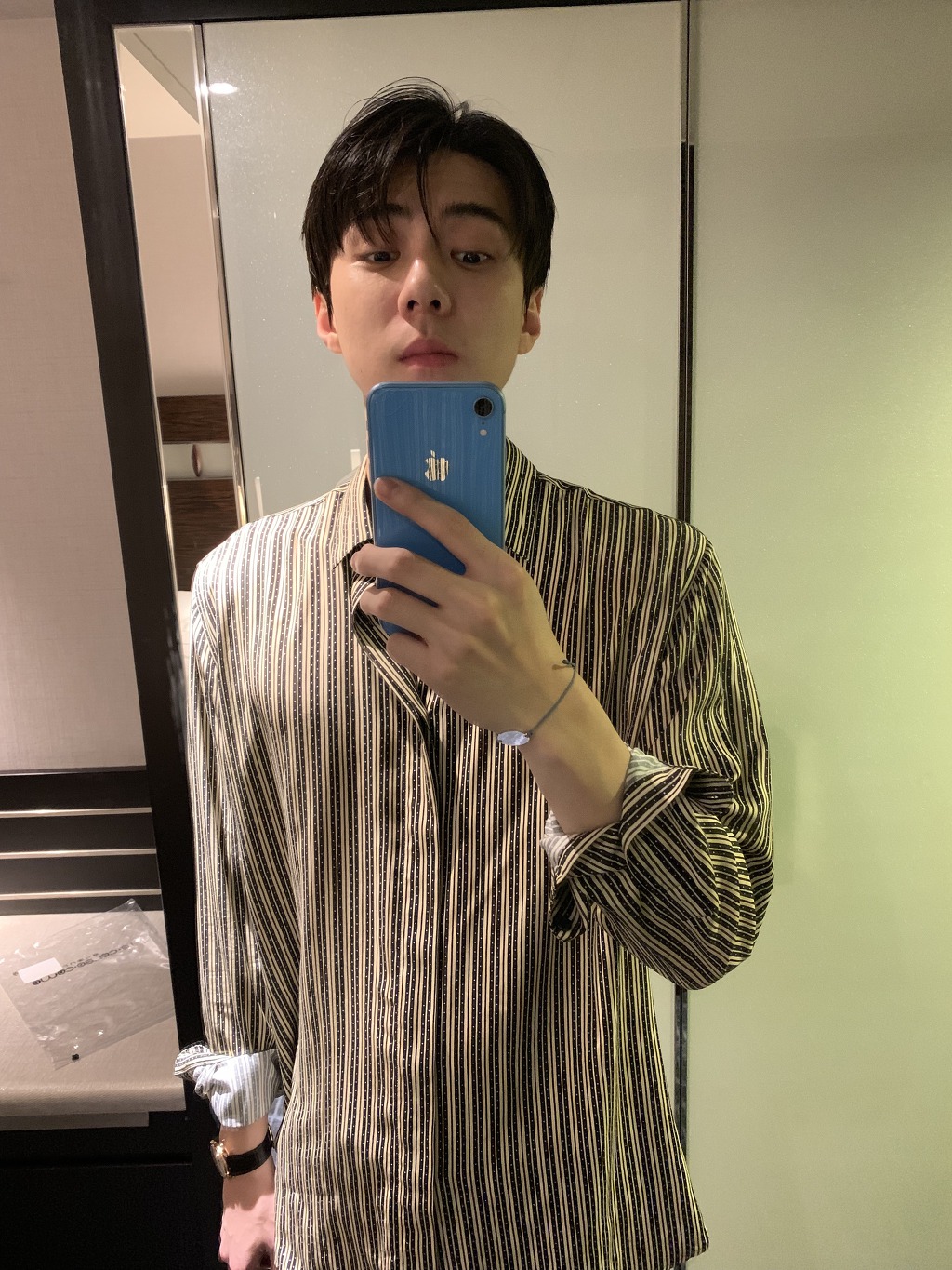 고독방에 사진 12장이나 풀고간 오세훈,,, | 인스티즈