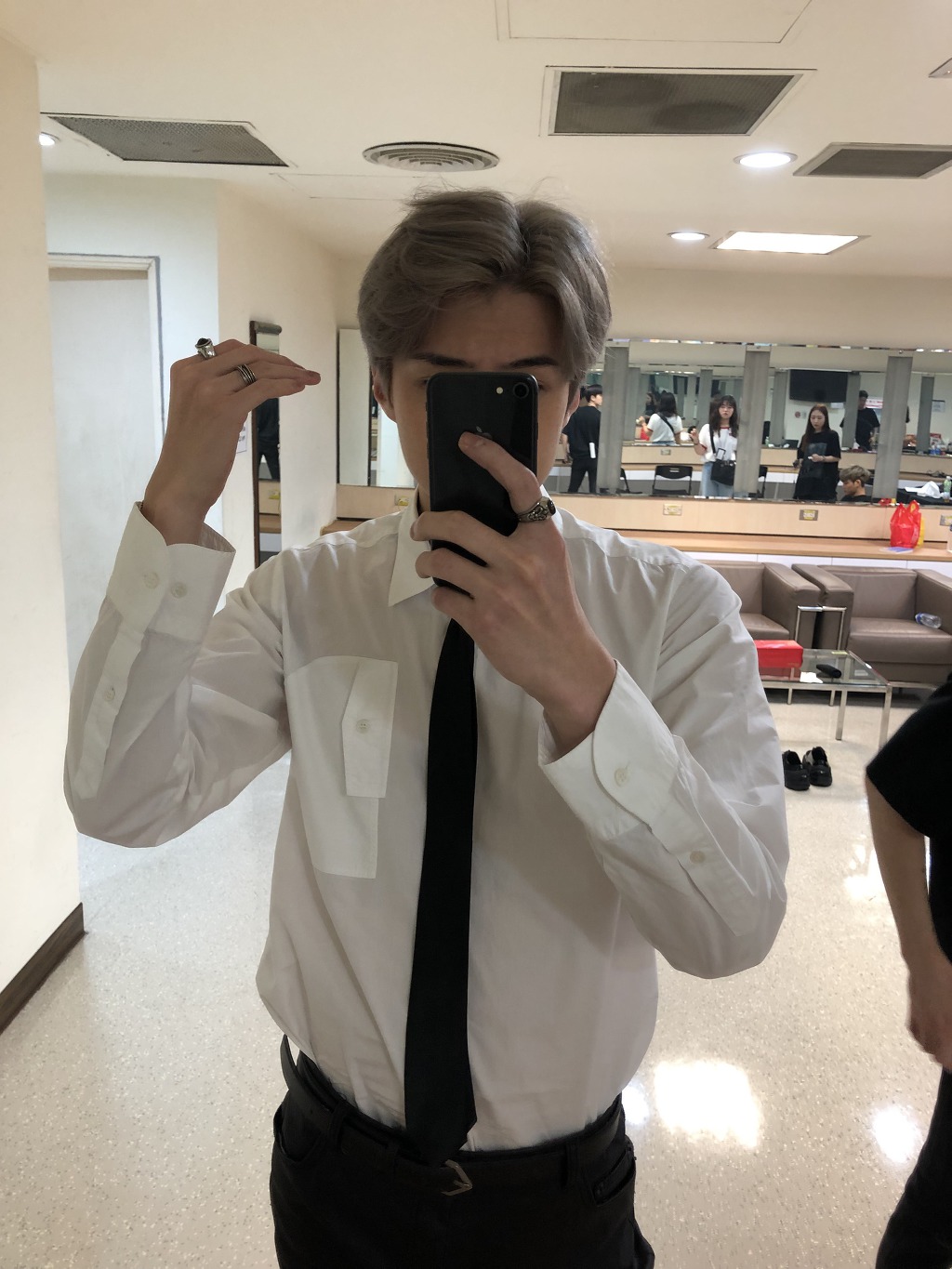 고독방에 사진 12장이나 풀고간 오세훈,,, | 인스티즈