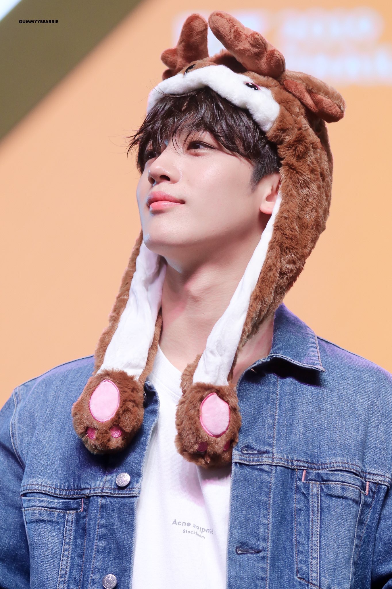 김요한만 보고간다... | 인스티즈