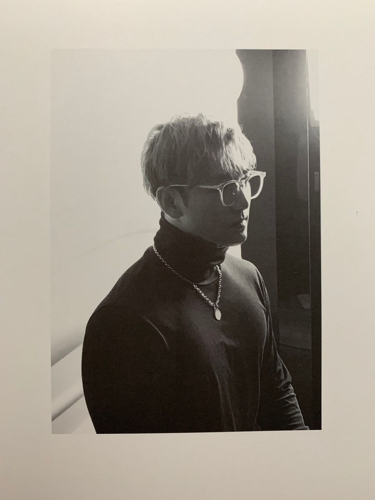 뉴이스트 강동호 분위기 위험해.. 신부복 입어주라 제발... | 인스티즈